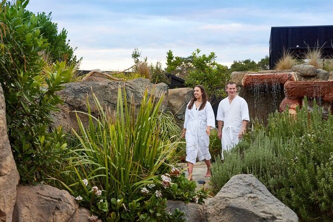 2-Hour Deep Blue Hot Springs in Warrnambool - Changing rooms, lockers, towels, and practical comfort