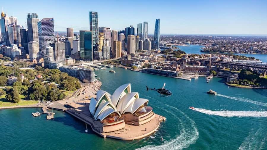 30 Minute Shared Sydney Harbour Scenic Helicopter Tour - Who will enjoy this Sydney flight most?