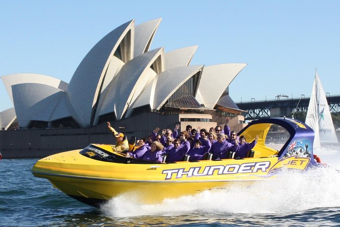 30-Minute Sydney Harbour Jet Boat Ride on Thunder Twist - Meeting at Circular Quay
