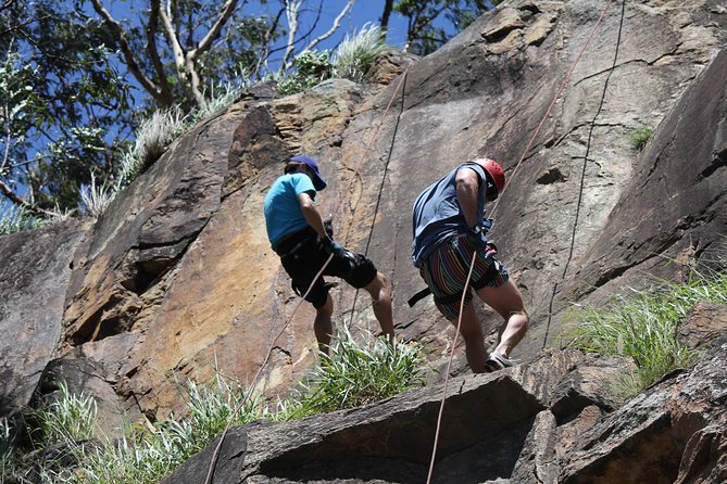 Abseiling the Kangaroo Point Cliffs in Brisbane - Waiting your turn above Brisbane