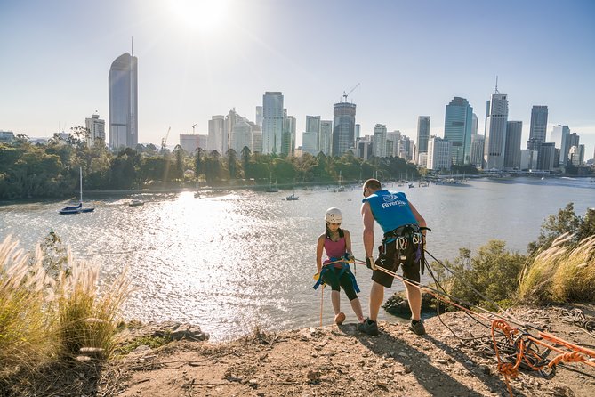 Abseiling the Kangaroo Point Cliffs in Brisbane - The safety briefing and first climb