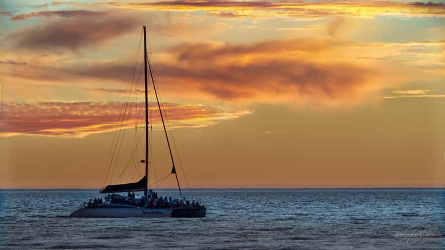 Adelaide: Glenelg Twilight Catamaran Cruise with Drink - Seating, crowding, and comfort