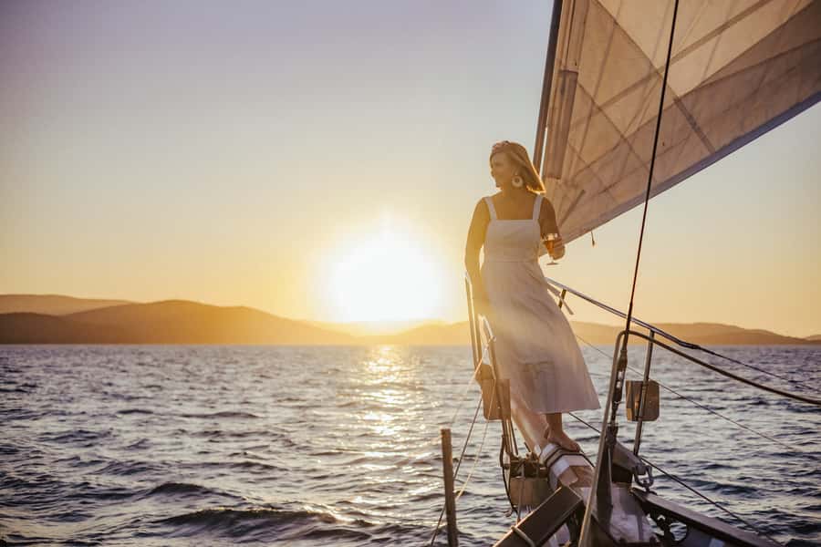 Airlie: Adults Only Sunset Sail with Aperol Spritz/Antipasto - Sunset Point and the best photo window