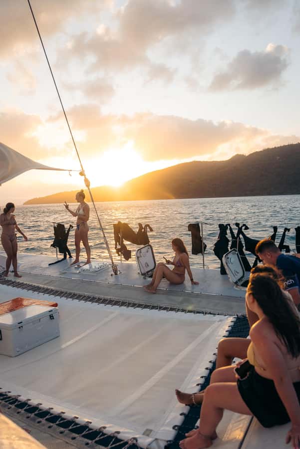 Airlie Beach: 2-Day Whitsunday Islands Sailing Snorkel Tour - Who should book Avatar?