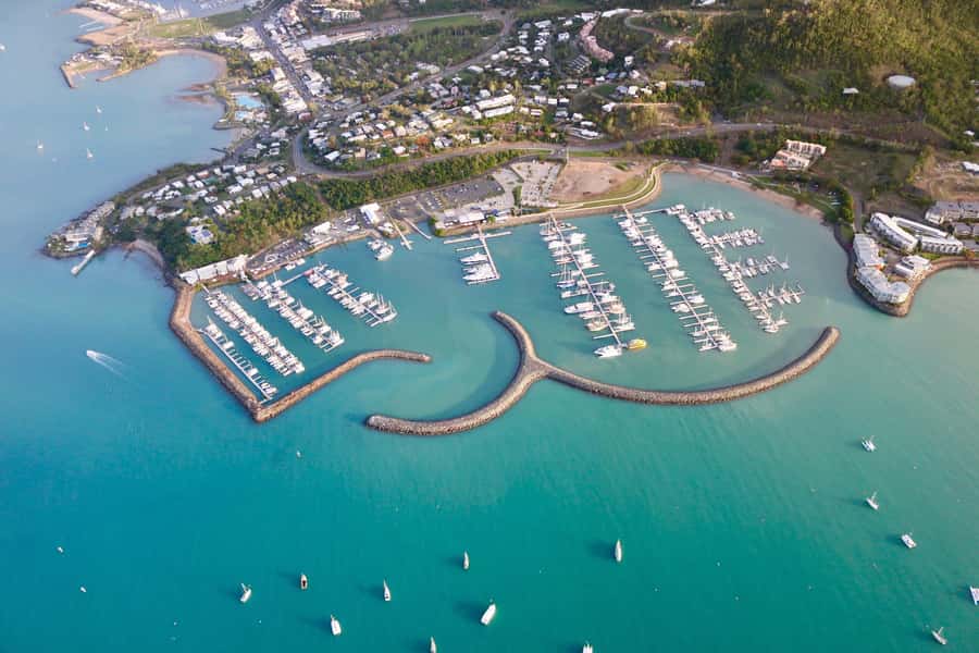 Airlie Beach: 2-Hour Sunset Cruise with Sparkling Wine - Wildlife sightings around Airlie