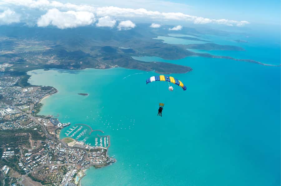 Airlie Beach: Tandem Skydive over the Whitsundays - Why the Whitsundays make this skydive special