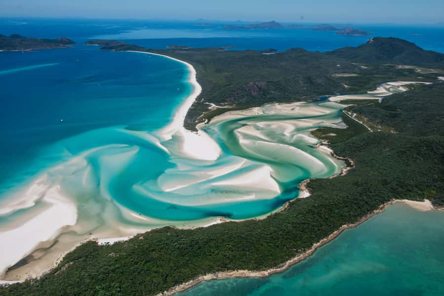 Airlie Beach: Whitehaven Beach Club - Lunch is better than the usual boat picnic