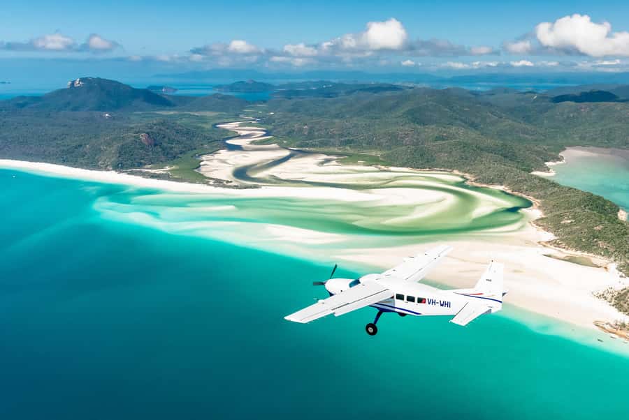 Airlie Beach: Whitsundays & Heart Reef Scenic Flight - Why an hour in the air can show you so much