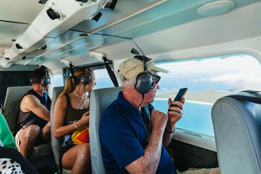 Airlie Beach: Whitsundays & Heart Reef Scenic Flight - The flight home and return transfer