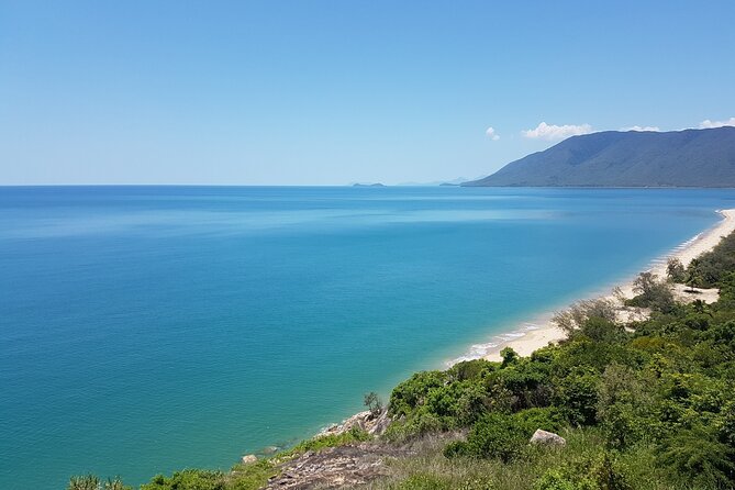 Airport Transfers between Cairns Airport and Port Douglas - Direct hotel drop-off in Port Douglas