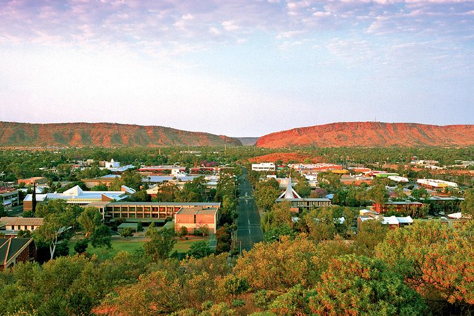 Alice Springs to Ayers Rock (Uluru) One Way Shuttle - Why this transfer makes sense in the Red Centre