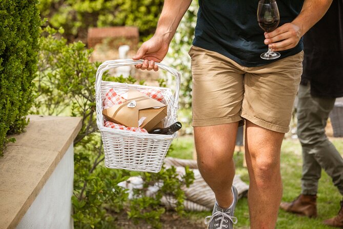 Audrey Wilkinson Vineyard: Picnic with Wine Masterclass Tasting - Timing, booking, and cancellation details