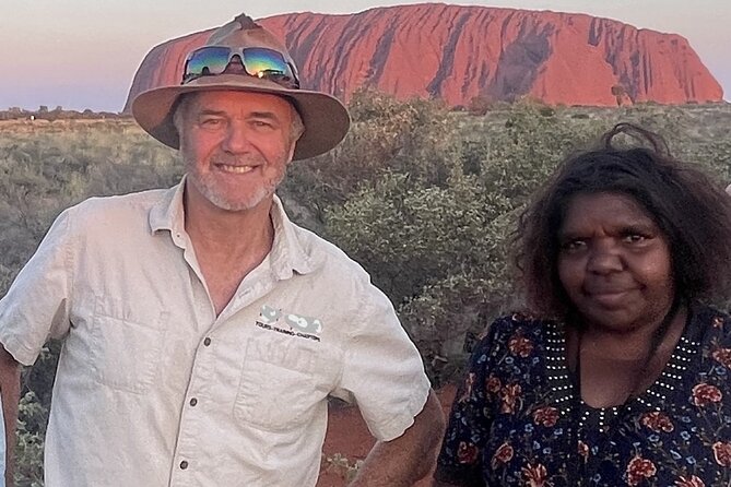 Best of Uluru & Segway - Sunset, sparkling wine, and the picnic question