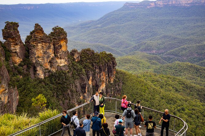 Blue Mountains Day Tour: Zoo, Scenic World & Three Sisters - Why this day trip works from Sydney
