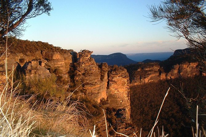 Blue Mountains Deluxe Small-Group Eco Wildlife Tour from Sydney - Lunch at the Hydro Majestic