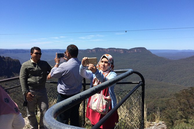 Blue Mountains Tour PRIVATE with Wildlife Park and River Cruise - The ferry back to Sydney Harbour