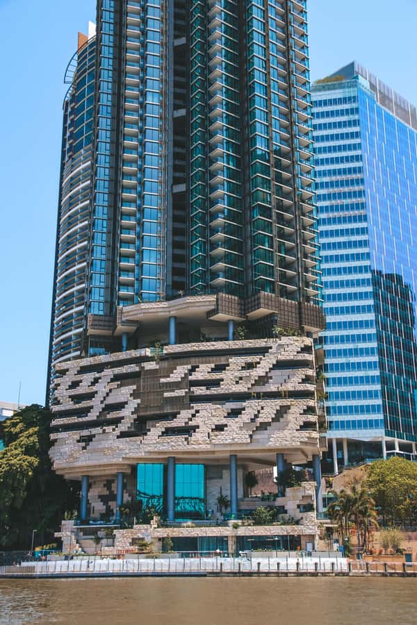 Brisbane: Midday 1.5-Hour Sightseeing Cruise 12.30pm-2.00pm - Crew, Safety, and Overall Atmosphere