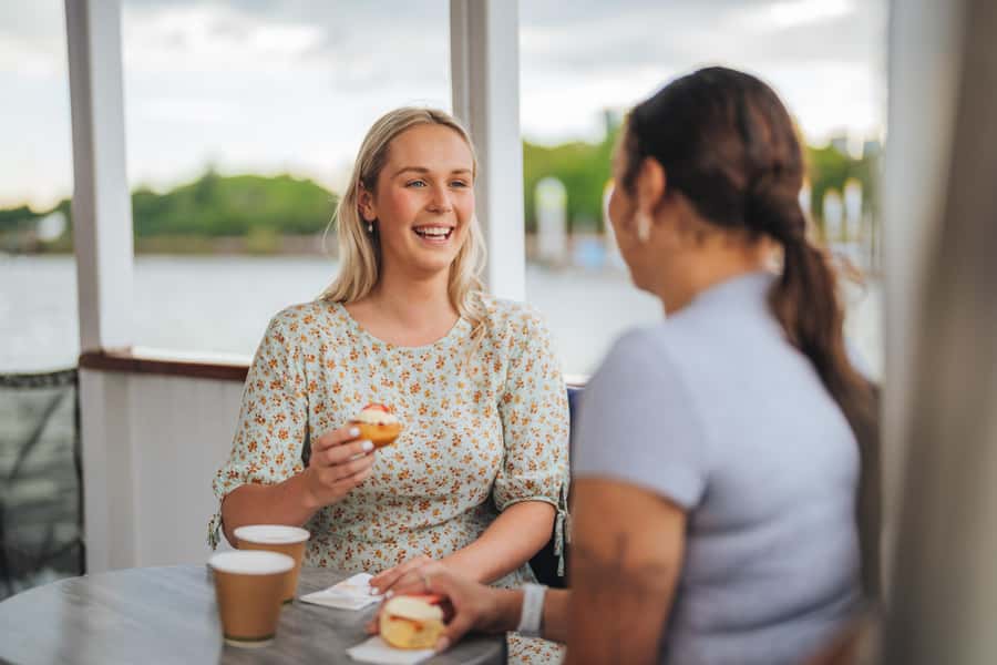 Brisbane: Morning Sightseeing Cruise: 10:30am-12pm (90min) - How good is the commentary?