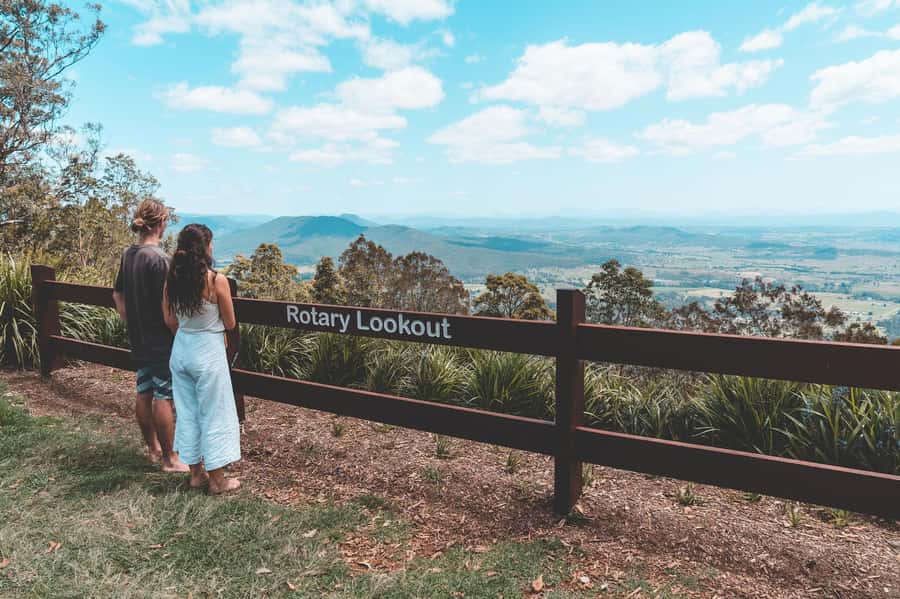 Brisbane: Rainforests, Waterfalls and Glow Worm Cave Tour - Hinze Dam closes the day gently