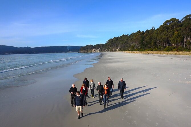 Bruny Island Traveller - Gourmet Tasting and Sightseeing Day Trip from Hobart - The Neck and its 234 steps