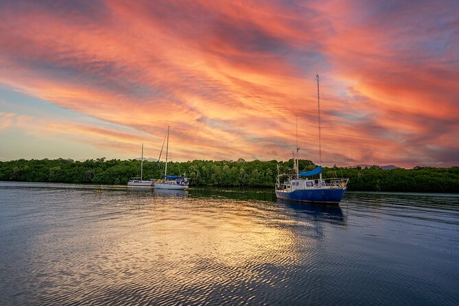Cairns Sunset Cruise - What happens during the 90-minute cruise