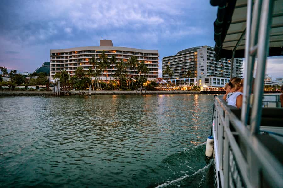 Cairns: Sunset River Cruise with Snack and Drinks - Five good reasons to consider this Cairns cruise