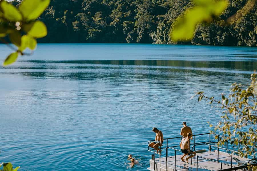 Cairns: Waterfall Tour with Lunch - An early start from Cairns and the Northern Beaches