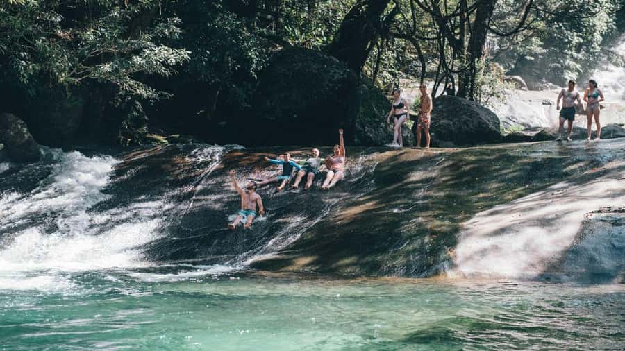 Cairns: Waterfall Tour with Lunch - Lunch in Malanda, useful fuel rather than a food tour