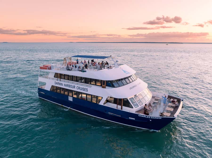 Darwin: Darwin Harbor Sunset Cruise with Buffet Dinner - The coastline cruise and Darwin Harbor views