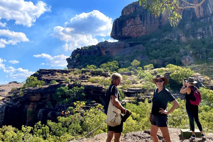 Darwin: Kakadu National Park & Wildlife Full Day Tour - The three-hour return to Darwin