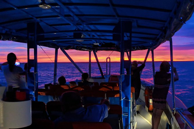 Darwin Sunset Cruise Including Fish 'n' Chips - Choosing your complimentary drink