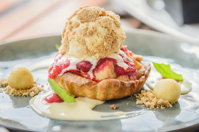 Deluxe Wine Tour to Tamborine Mountain, includes two course lunch - Why Tamborine Mountain works for a day from Brisbane