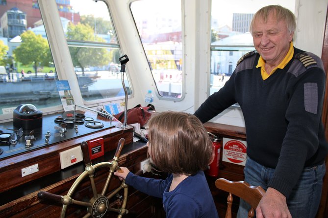 Derwent River Historic Harbour Cruise From Hobart - Dinner cruise: the longest and most meal-focused choice