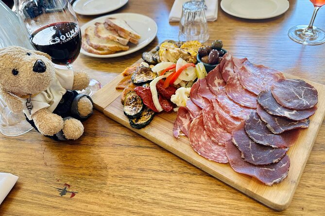 Epic Yarra Valley Wine Tour + Lunch, Chocolate & Gin/Beer Option - Lunch is a real part of the experience