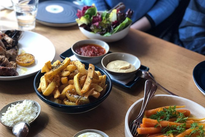 Foodies Bucket List - Walking Tour - Four restaurant tastings that build into lunch