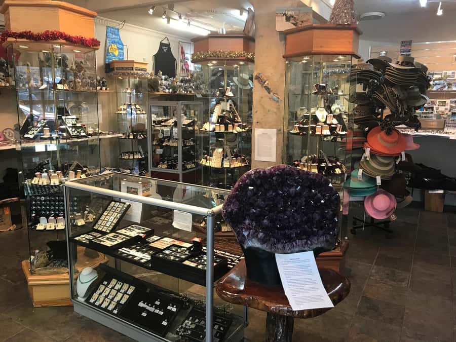 From Adelaide: Barossa to Hahndorf Wine Tasting and Lunch - Who should book this day out