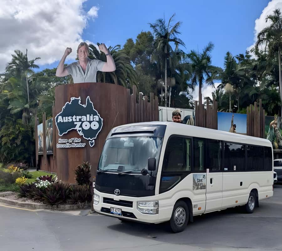 From Brisbane: Australia Zoo Transfer and Entry Ticket - A brief look inside the Wildlife Hospital
