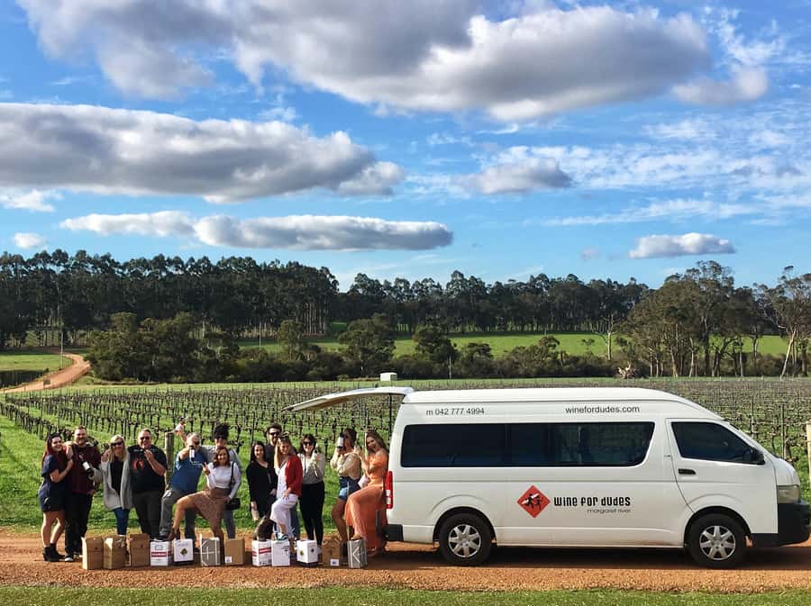 From Margaret River: Margaret River Wine Adventure - Pizza lunch is the day’s biggest practical win