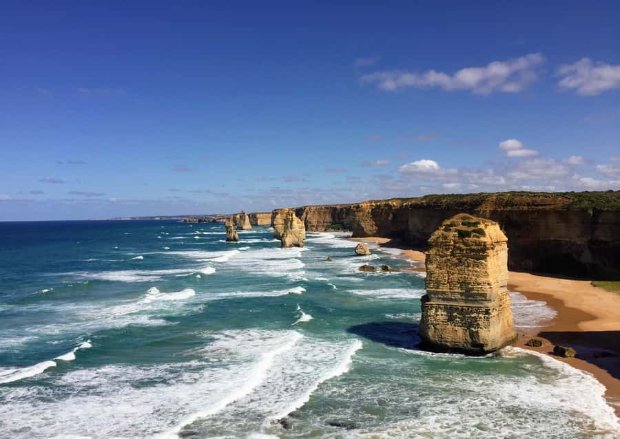 From Melbourne: Great Ocean Road Boutique Tour in Reverse - Gibson Steps, Loch Ard Gorge, and the Razorback