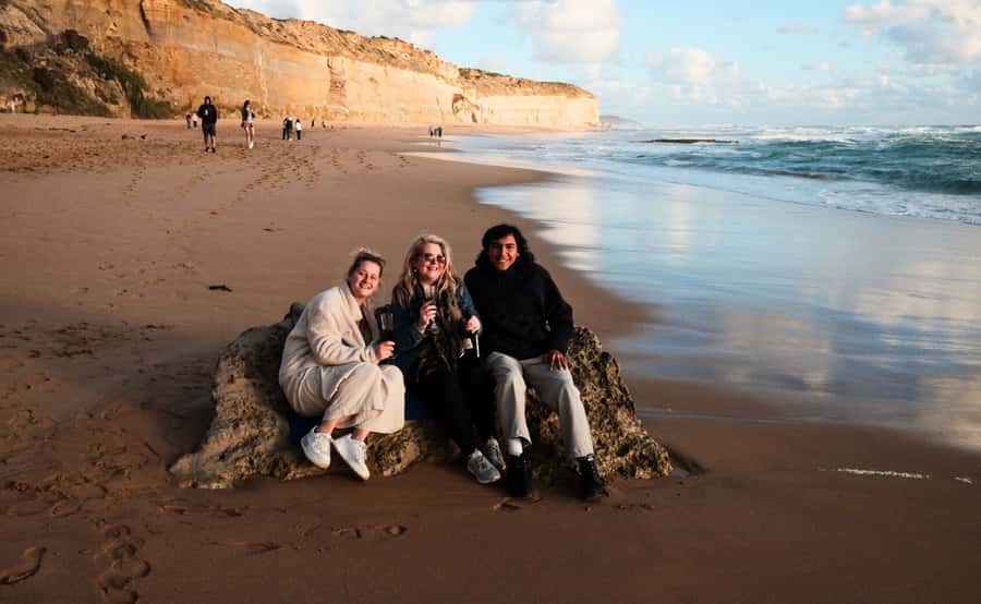 From Melbourne: Great Ocean Road Full-Day Guided Trip - Maits Rest and the Otway rainforest