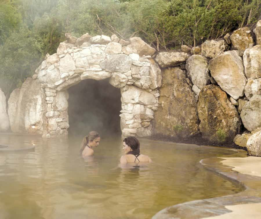 From Melbourne: Peninsula Hot Springs & Bathing Boxes Tour - Why this makes a good Melbourne day trip