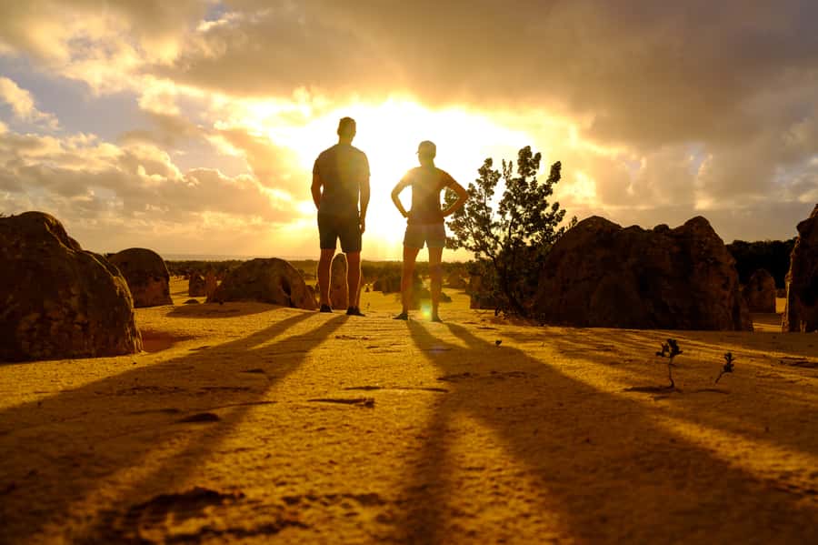 From Perth: Pinnacles Sunset and Stargazing Tour with Dinner - Nilgen Nature Reserve depends on the season