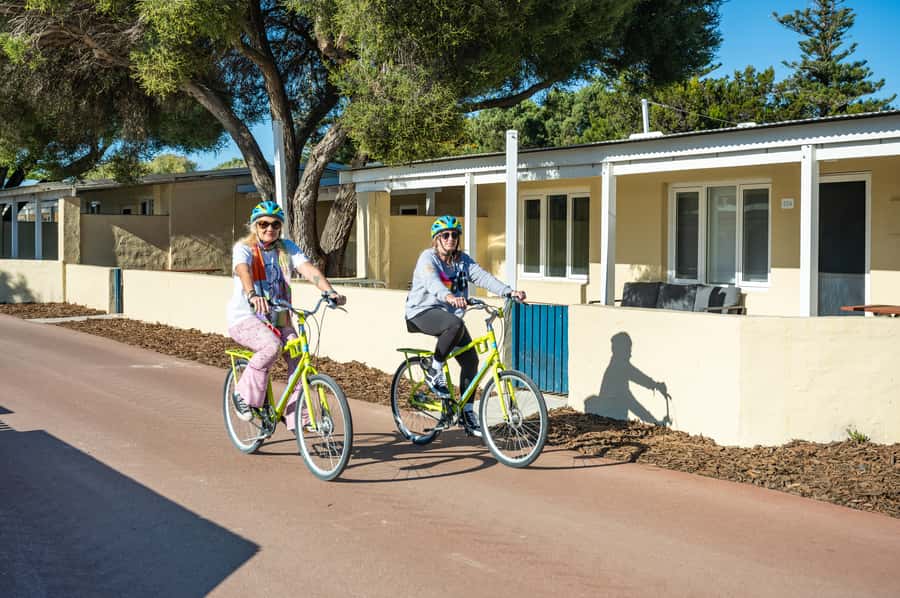 From Perth: Rottnest Island Full-Day Bike and Ferry Trip - Timing your day around the 4:30 pm ferry
