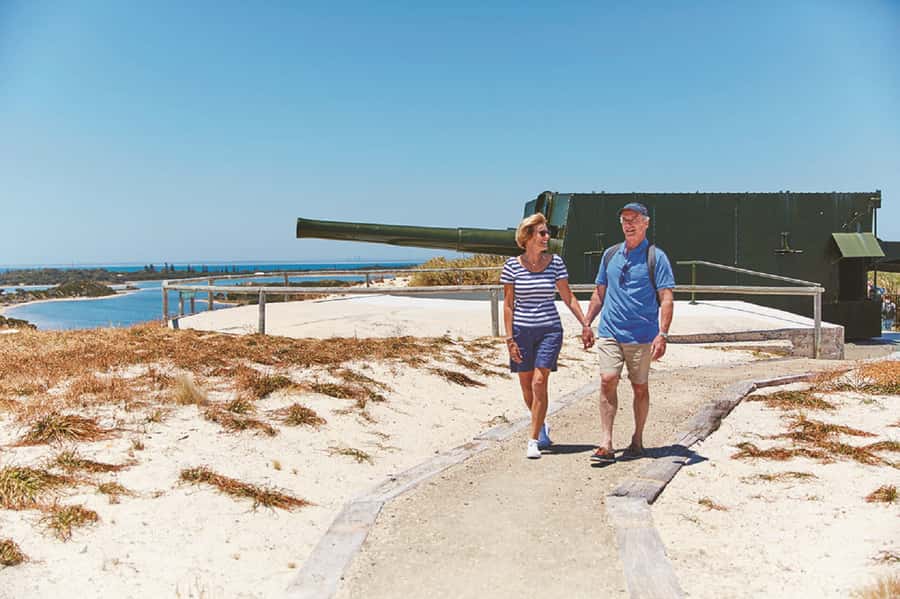 From Perth: Rottnest Island Grand Island Day Tour with Lunch - Oliver Hill and the 240-plus tunnel steps