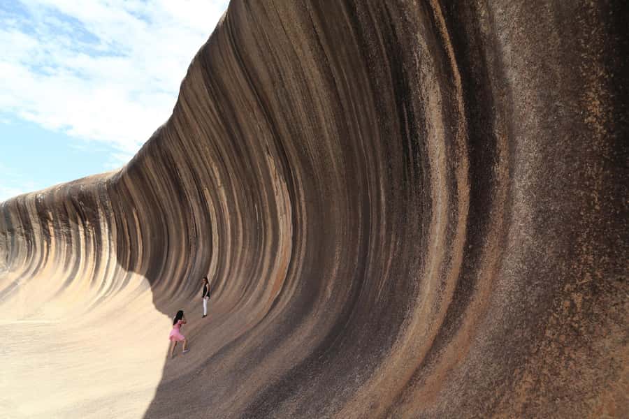 From Perth: Wave Rock, York and Aboriginal Cultural Tour - Heat, flies, and practical preparation