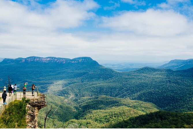 From Sydney: Blue Mountains with Zoo, Koala Photo & Scenic World - Why this tour works for a first Blue Mountains day