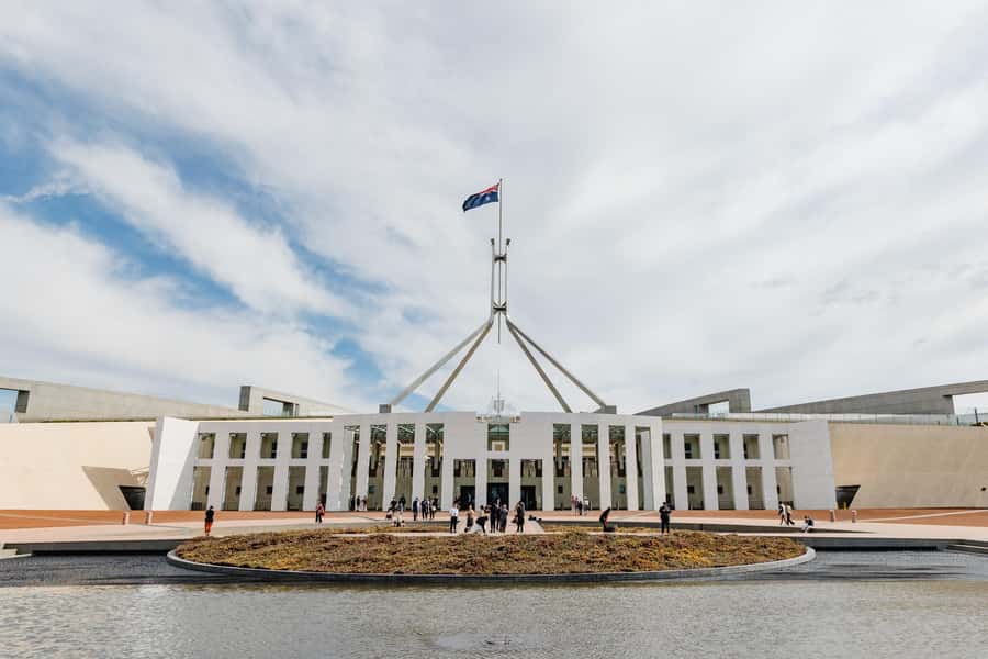 From Sydney: Full-Day Tour to Canberra - Key points at a glance