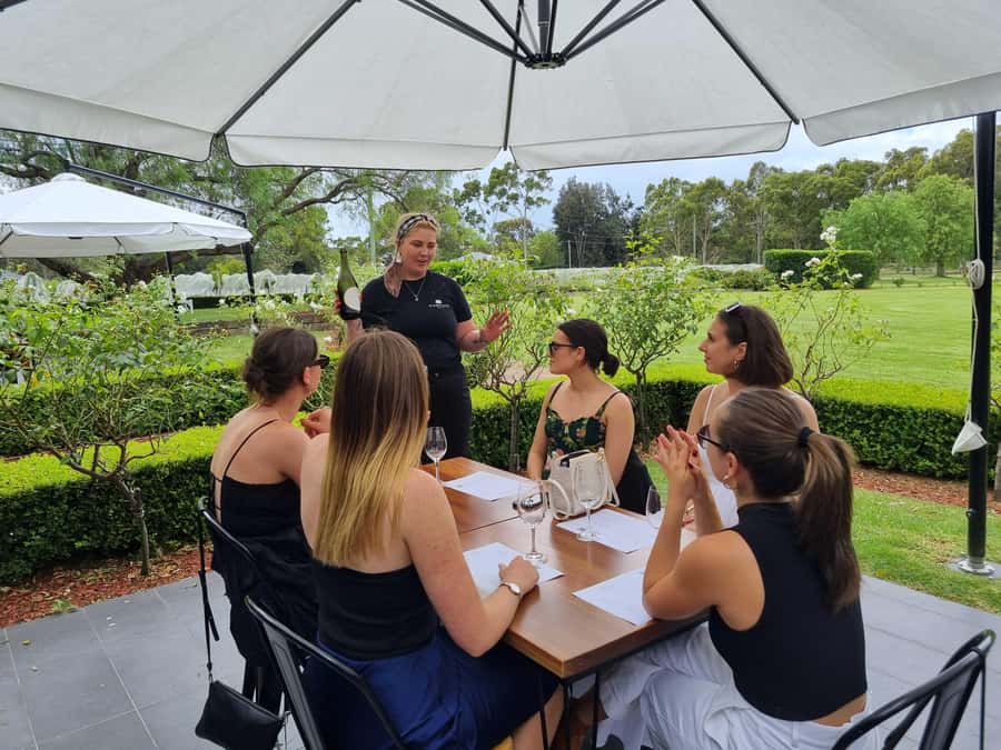 From Sydney: Hunter Valley Wine, Gin & Food Tastings Tour - Cheese, chocolate, and the best tasting combinations