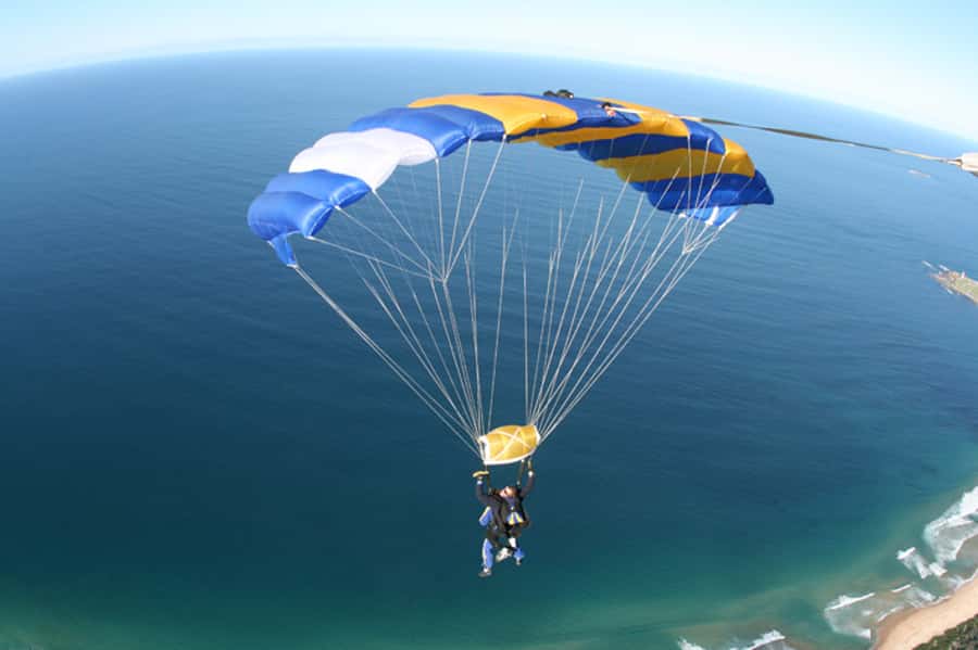 From Sydney: Tandem Skydive Experience over Beach - Checking in, preparing, and meeting your instructor