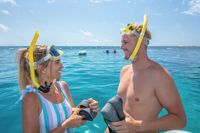 Full-Day Great Barrier Reef Pontoon with Snorkeling & Activities - Semi-submersible and underwater observatory